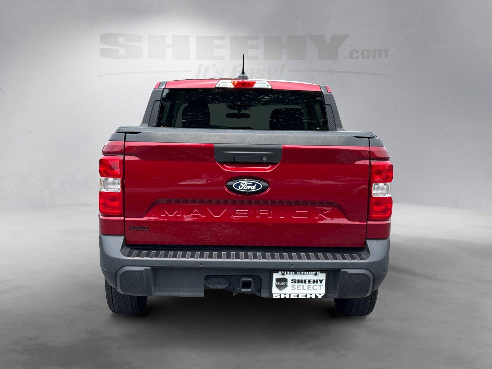 Used 2025 Ruby Red Metallic Tinted Clearcoat Ford XLT image 12
