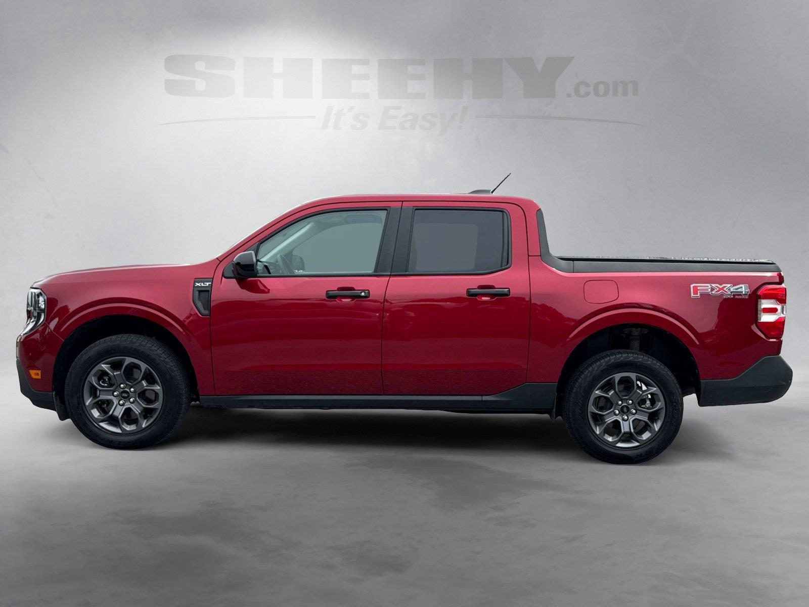 Used 2025 Ruby Red Metallic Tinted Clearcoat Ford XLT image 14