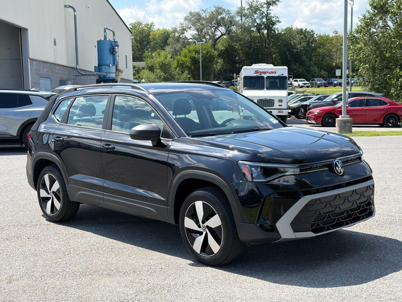 2025 Volkswagen Taos S 4Motion