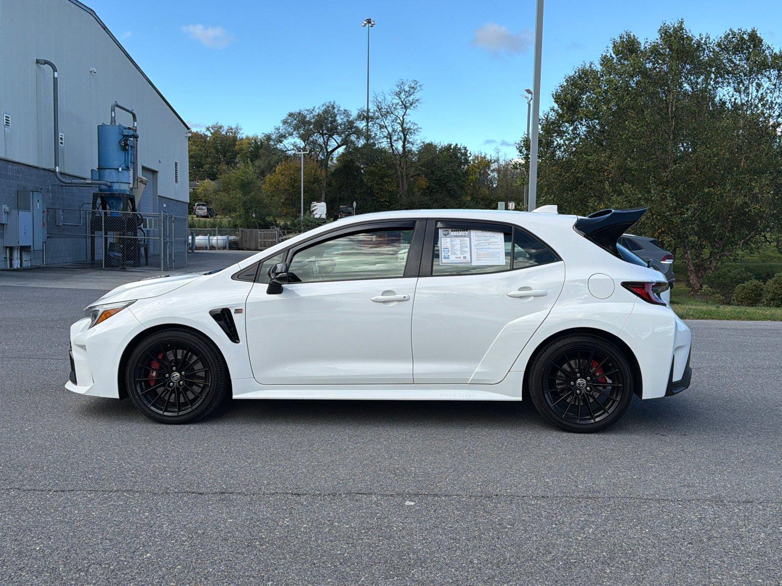 Used 2023 Ice Cap Toyota Core image 3