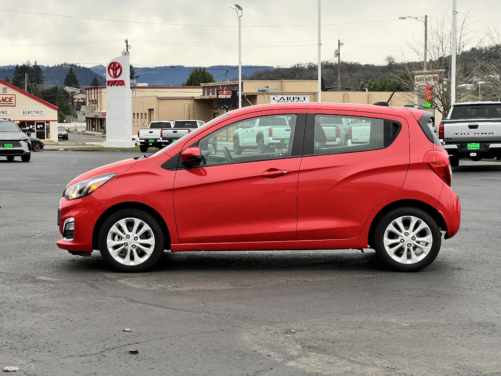 Used 2021 Chevrolet Spark 1LT with VIN KL8CD6SA7MC738580 for sale in Roseburg, OR