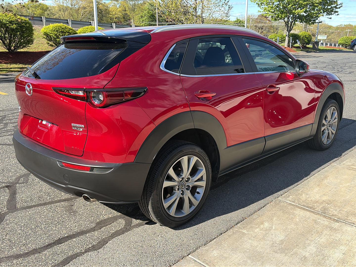 View vehicle photo 7