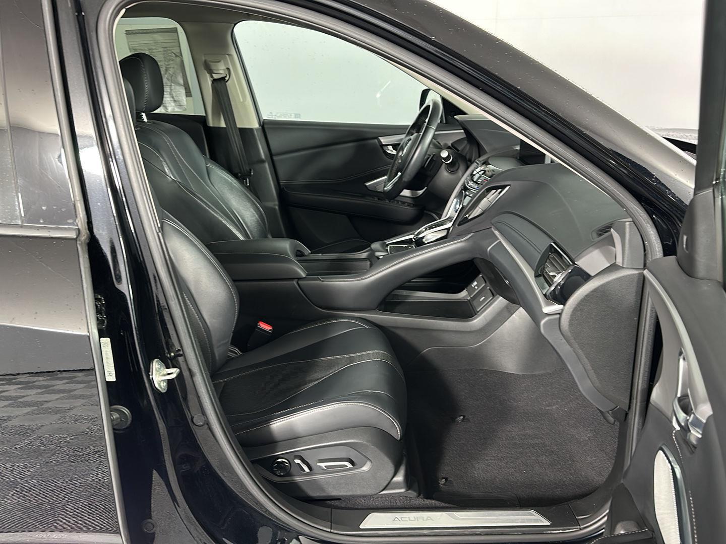 Used 2019 Majestic Black Pearl Acura SH-AWD w/Tech image 30