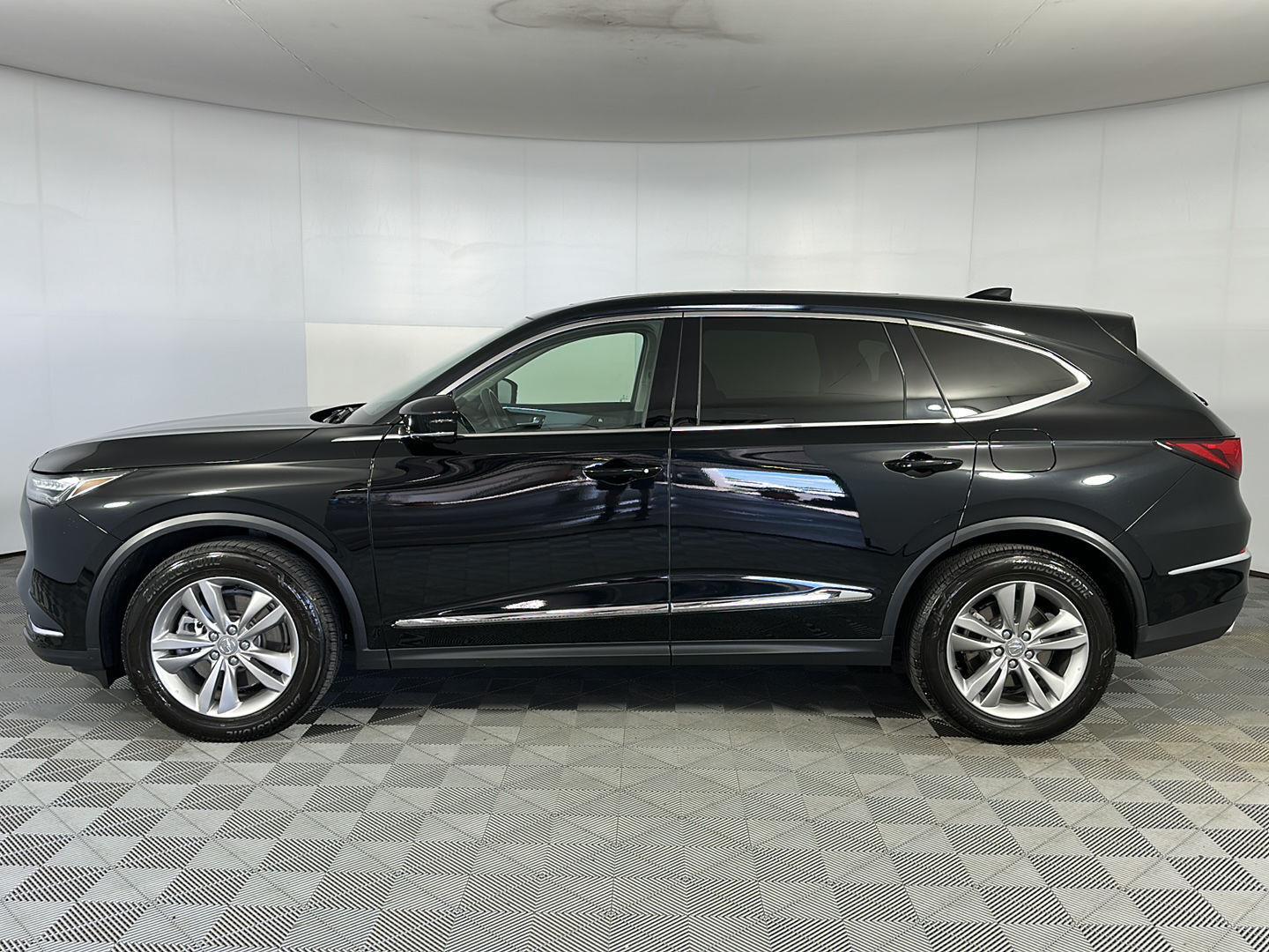 Certified Used 2024 Majestic Black Pearl Acura SH-AWD image 5