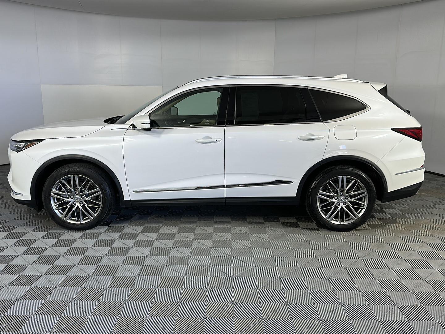 Certified Used 2023 Platinum White Pearl Acura SH-AWD w/Advance image 5