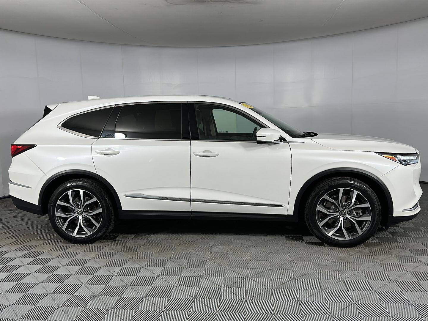 Certified Used 2023 Platinum White Pearl Acura SH-AWD w/Tech image 33