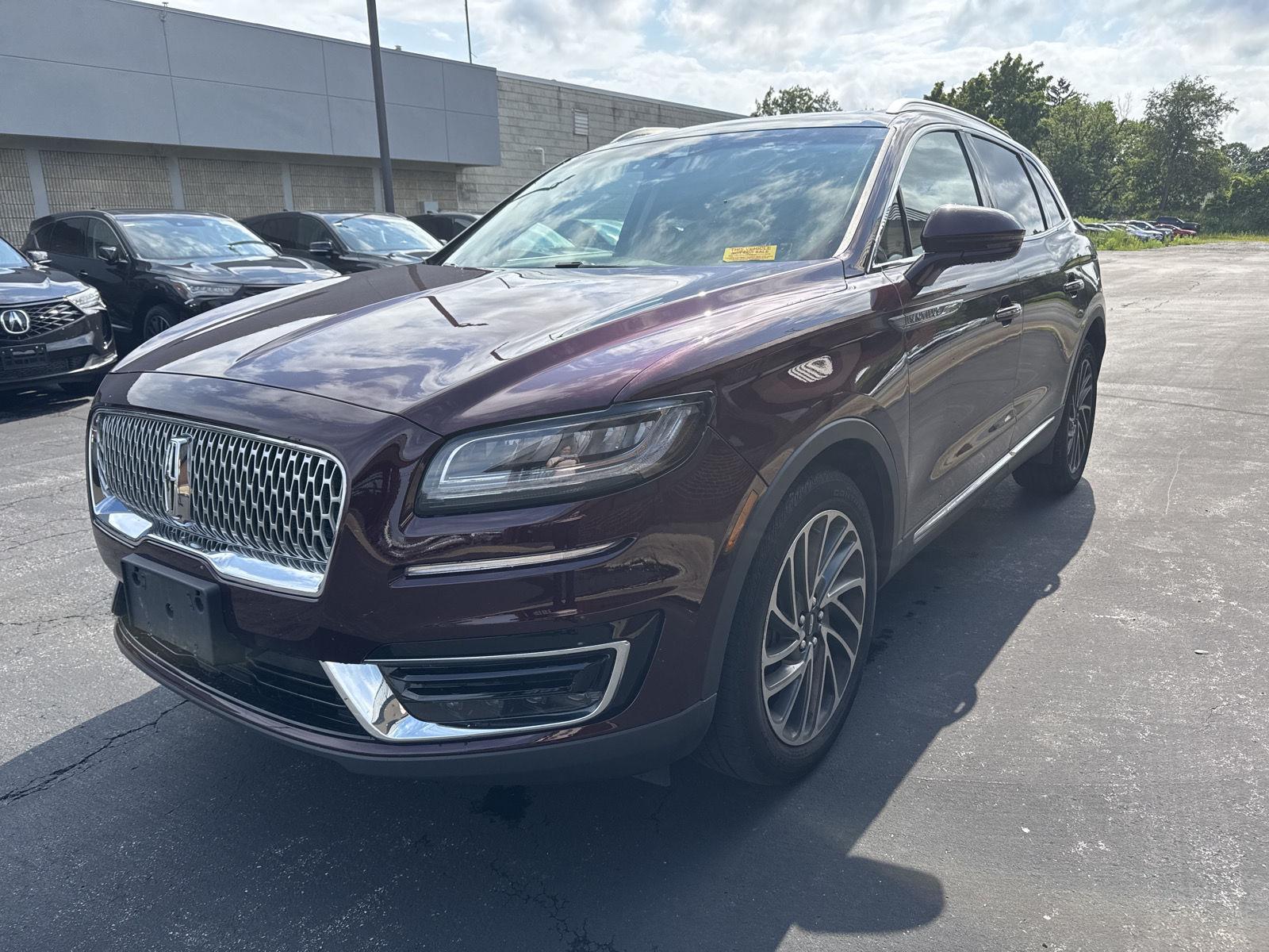 Used 2020 Burgundy Velvet Lincoln Reserve image 3