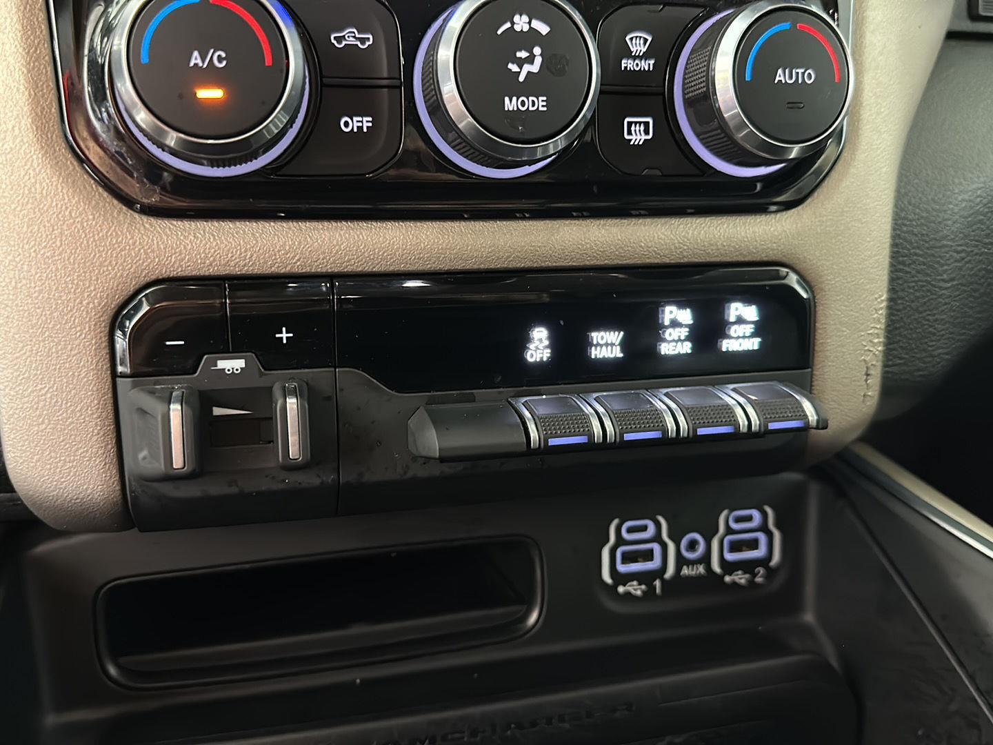 Used 2021 Patriot Blue Pearlcoat Ram Laramie image 20