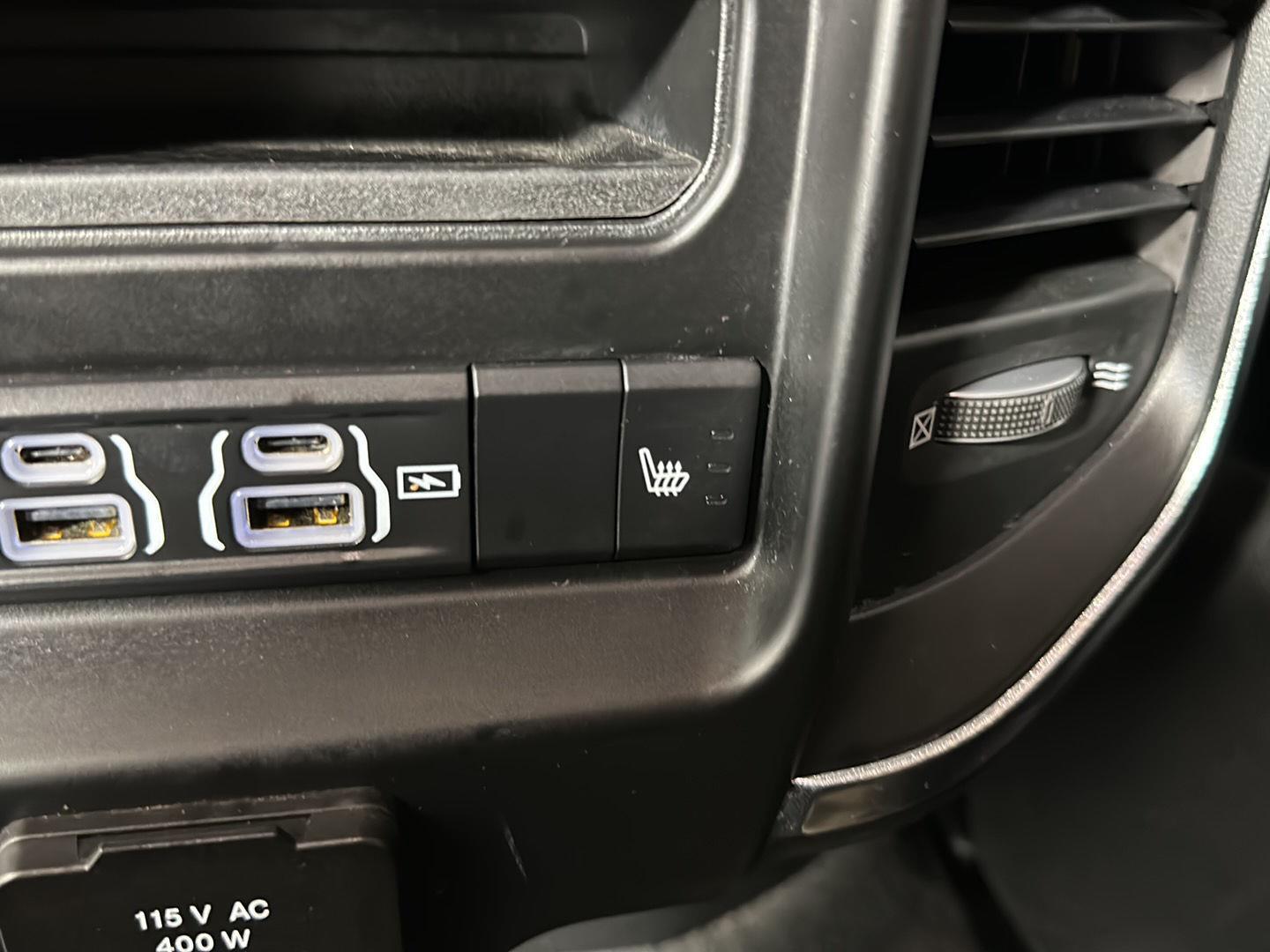 Used 2021 Patriot Blue Pearlcoat Ram Laramie image 25