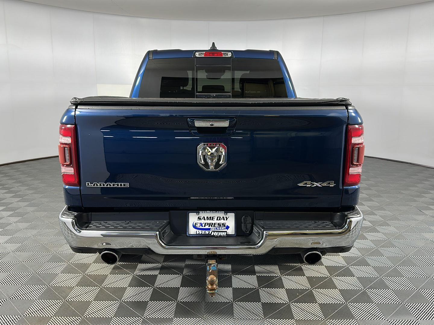 Used 2021 Patriot Blue Pearlcoat Ram Laramie image 27