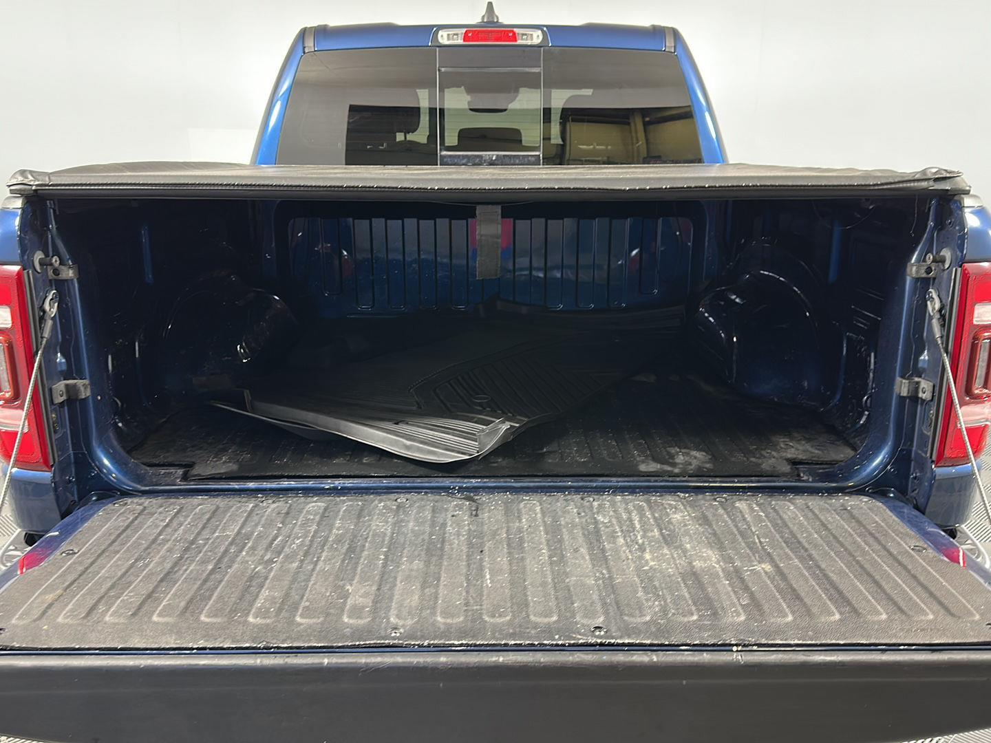 Used 2021 Patriot Blue Pearlcoat Ram Laramie image 28