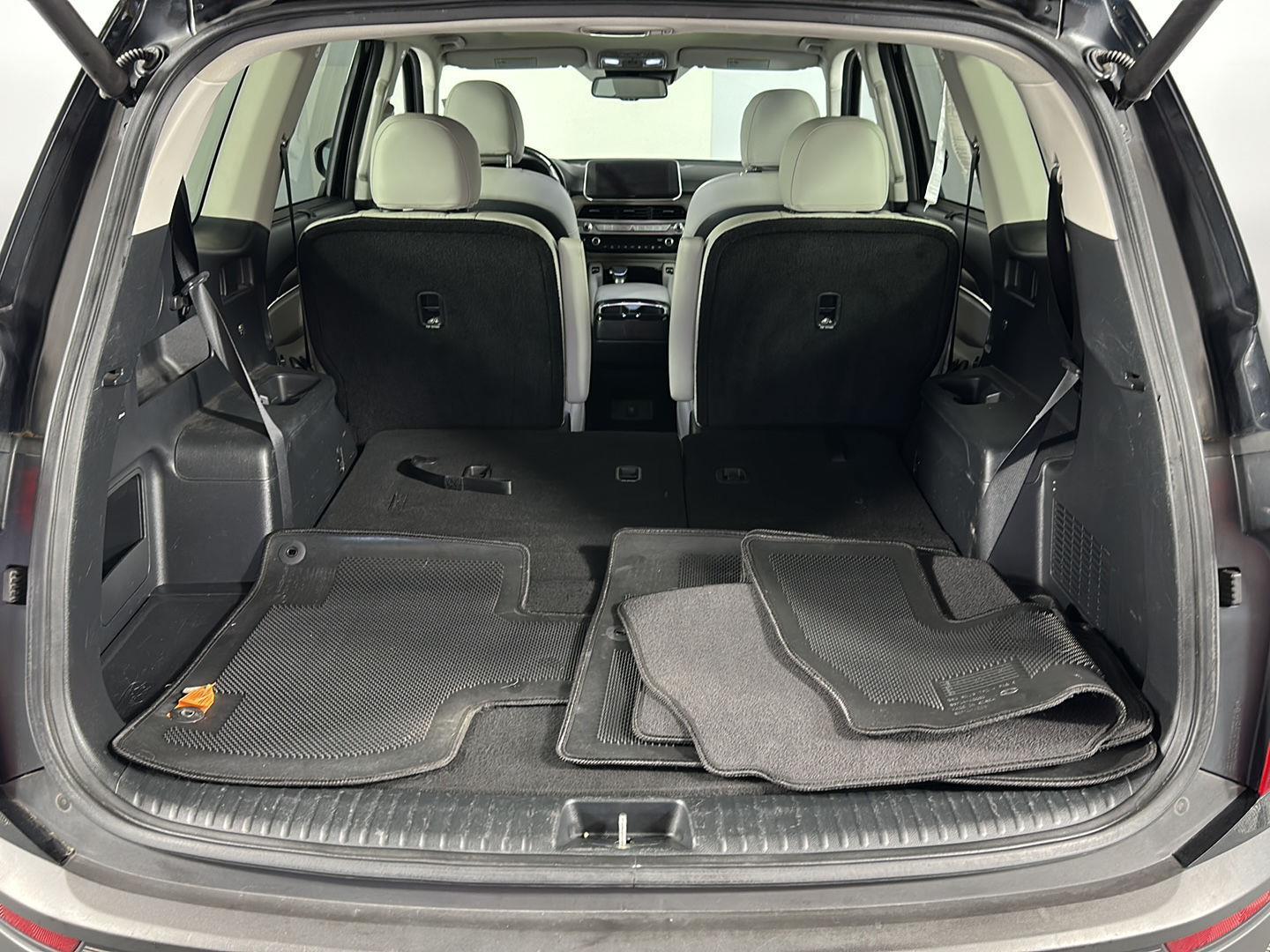 Used 2021 Ebony Black Kia EX image 31