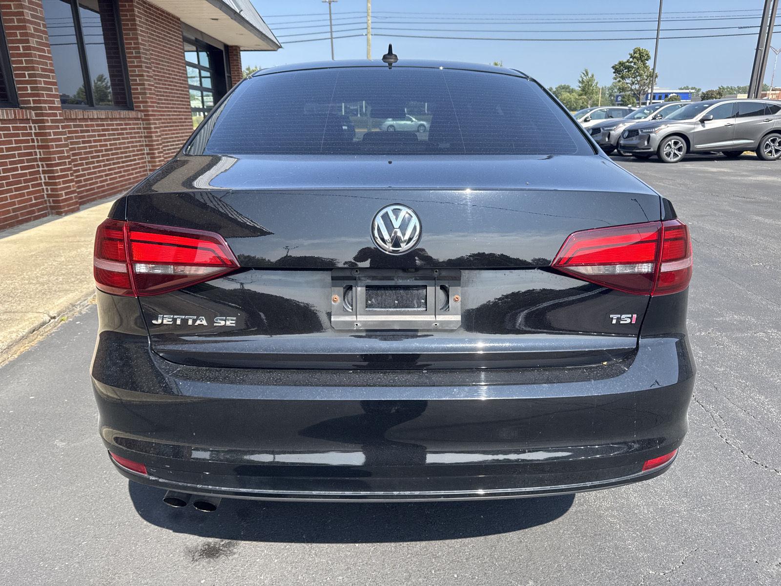 Used 2018  Volkswagen 1.4T SE image 5
