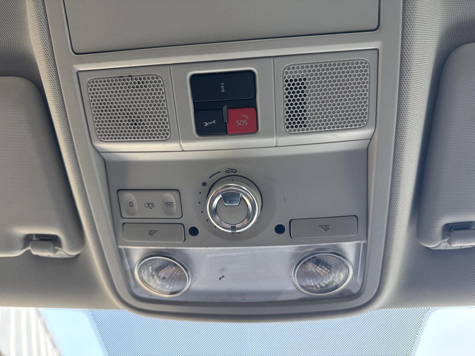 Used 2018  Volkswagen 1.4T SE image 18
