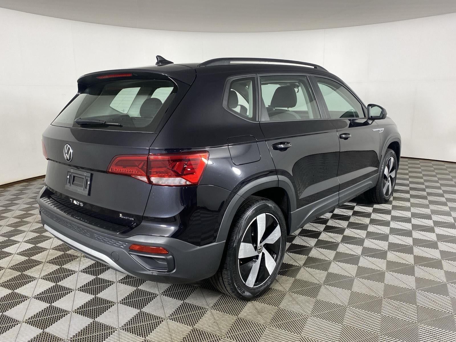 Used 2024 Deep Black Pearl Volkswagen S image 5