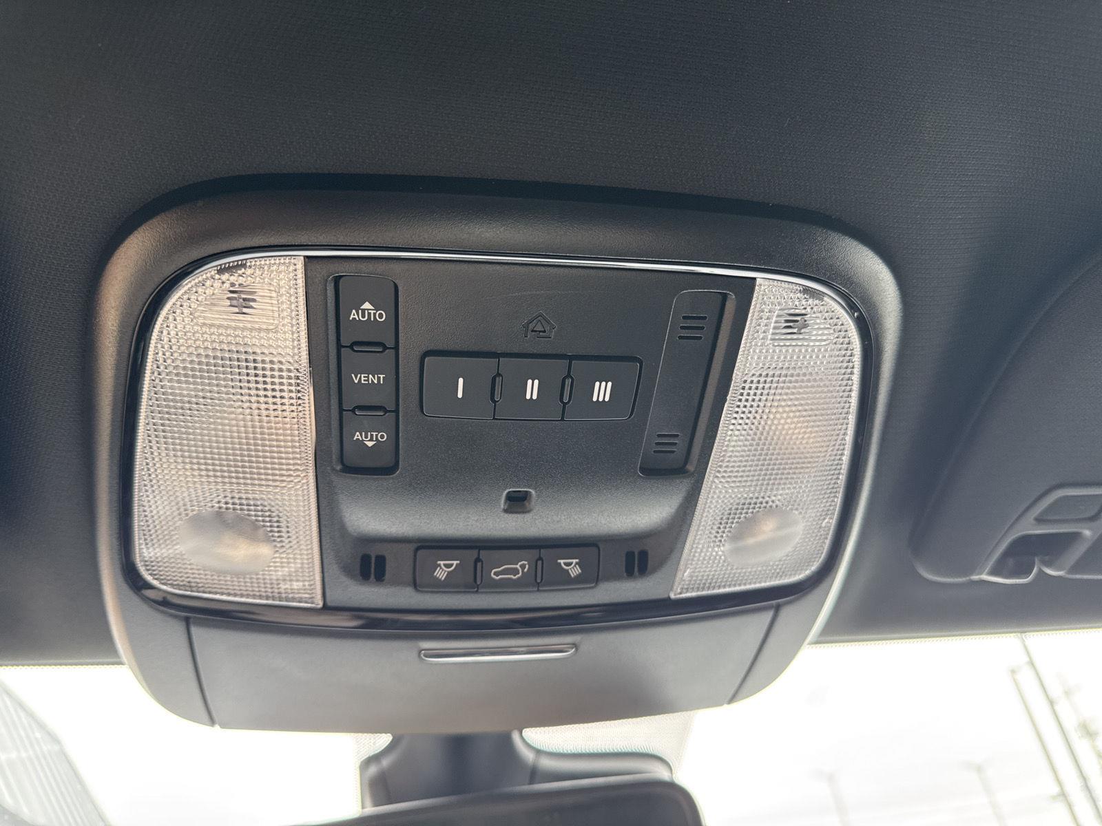 Used 2023 DB Black Clearcoat Dodge R/T Plus image 22
