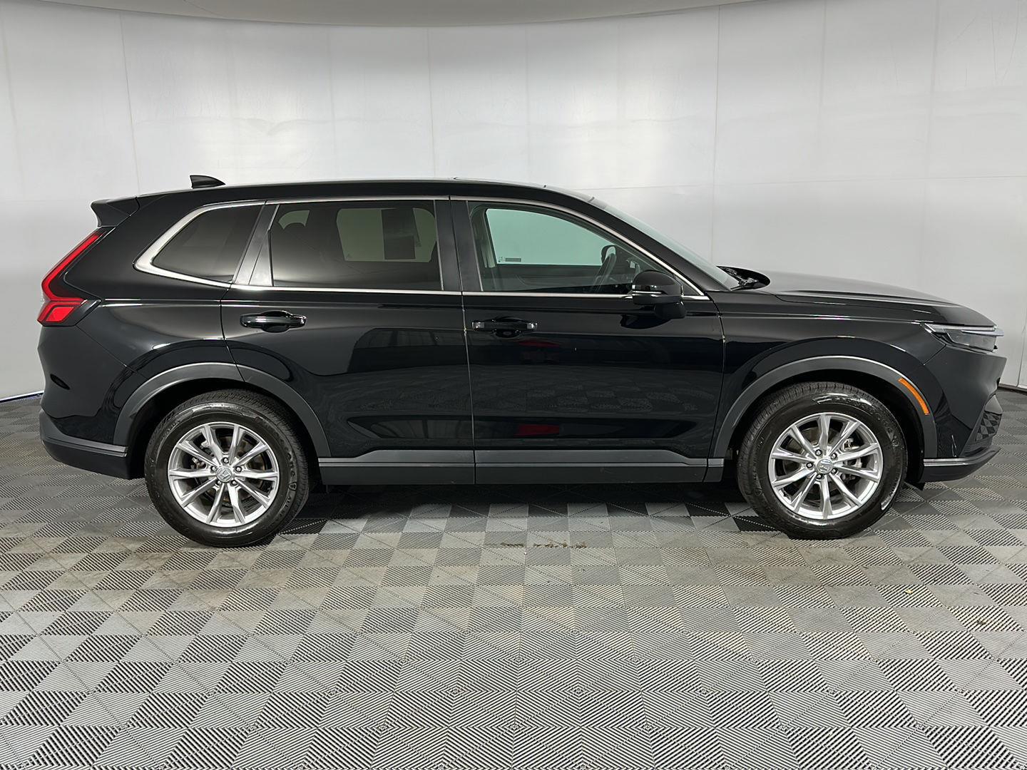 Used 2023 Crystal Black Pearl Honda EX image 28