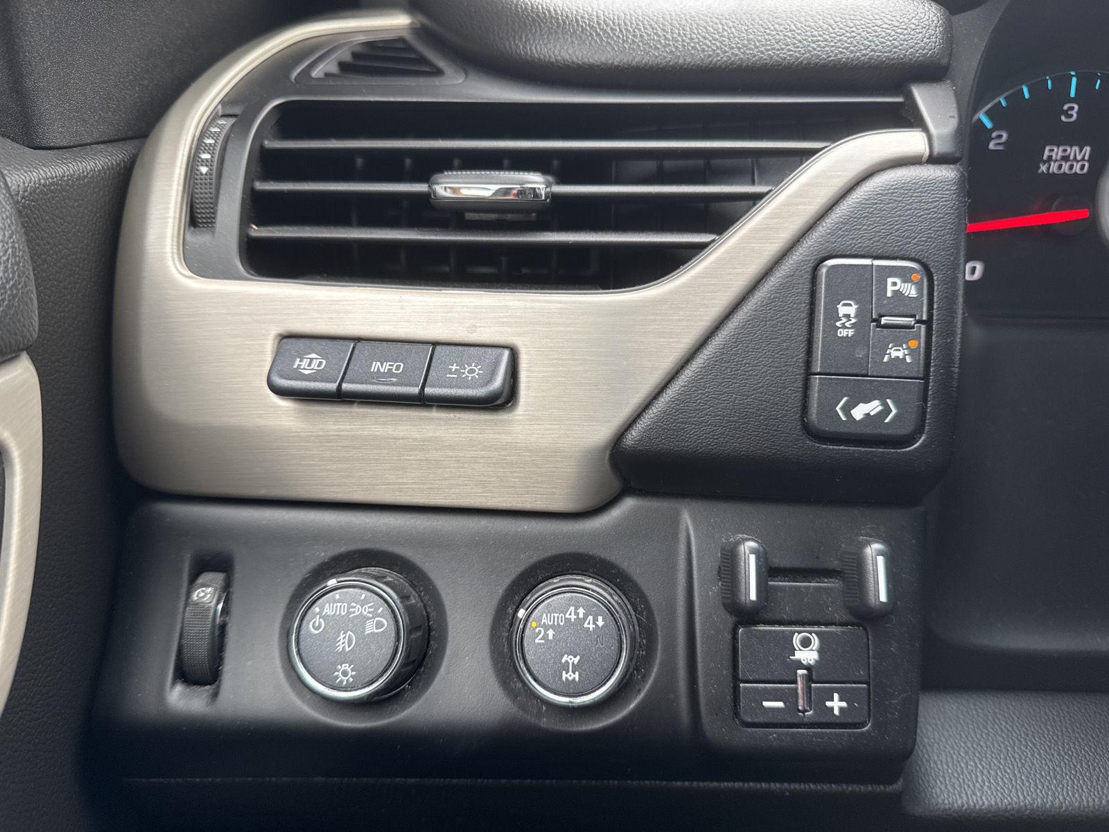 Used 2018 Onyx Black GMC Denali image 13