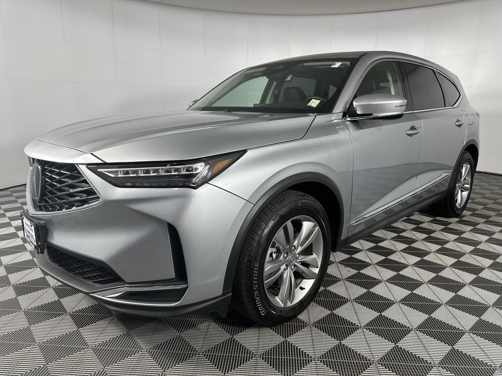 Certified Used 2026 Solar Silver Metallic Acura Base image 3