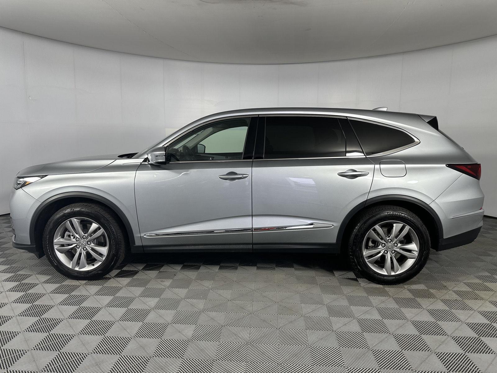 Certified Used 2026 Solar Silver Metallic Acura Base image 5