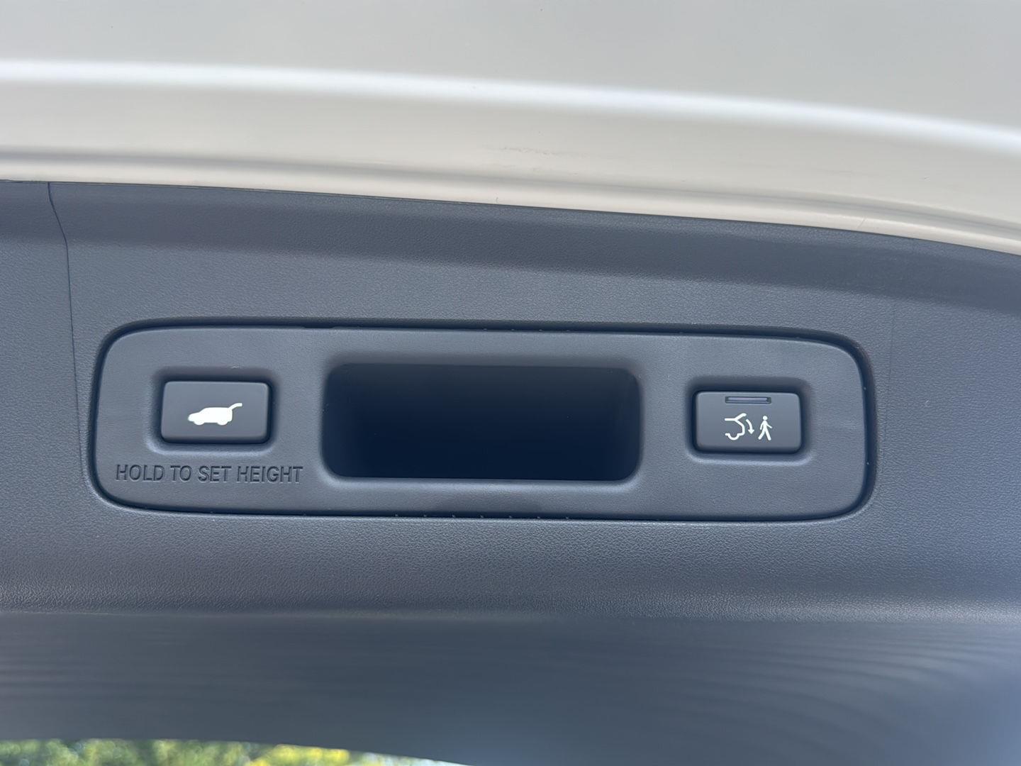 New 2026 Platinum White Pearl Acura Base image 8