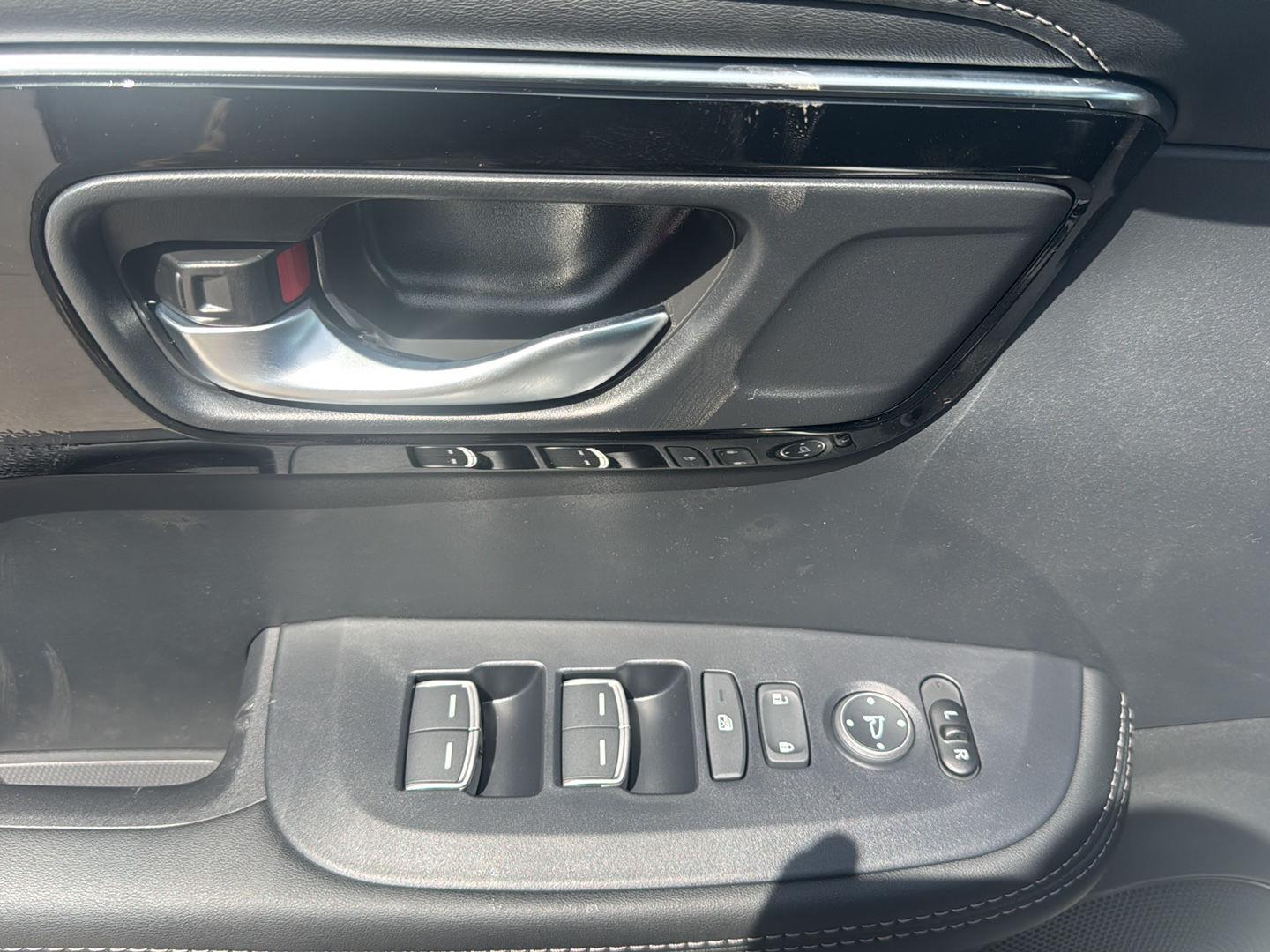 New 2026 Platinum White Pearl Acura Base image 21