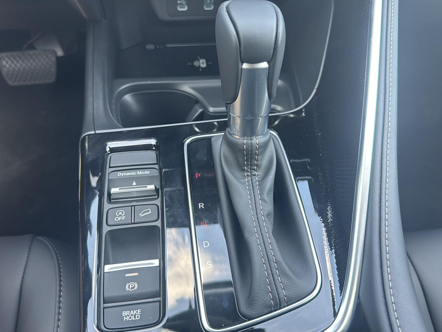 New 2026 Platinum White Pearl Acura Base image 25