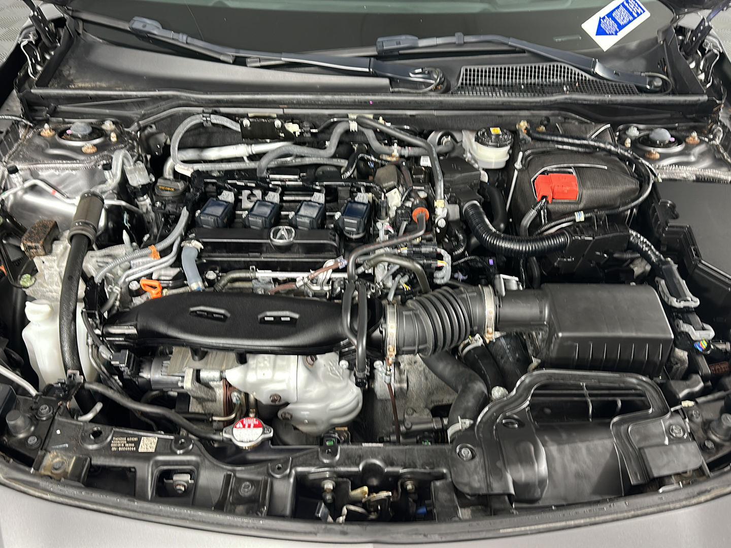 Used 2024 Liquid Carbon Metallic Acura w/Tech w/A-SPEC image 4