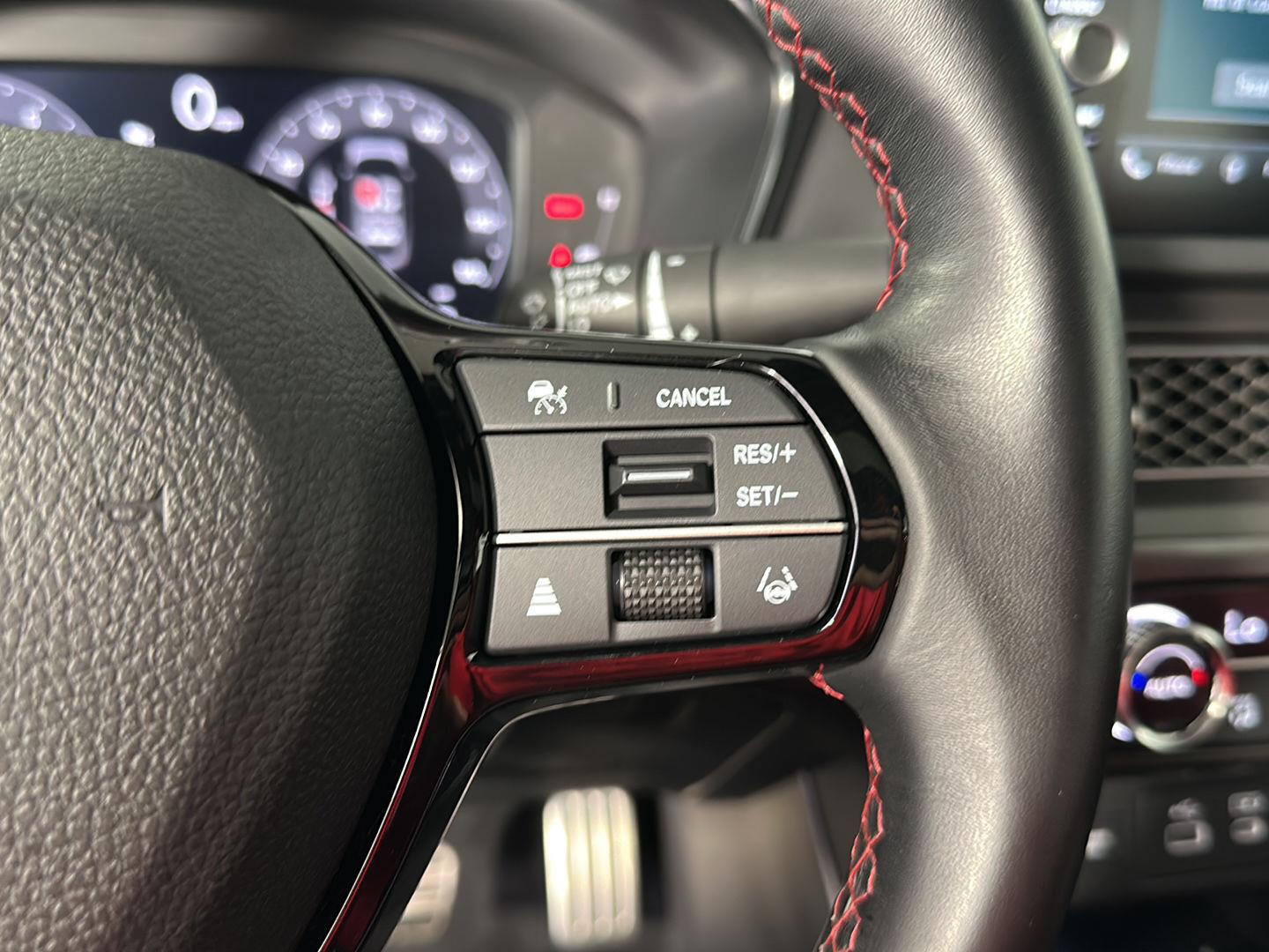 Used 2024 Liquid Carbon Metallic Acura w/Tech w/A-SPEC image 14