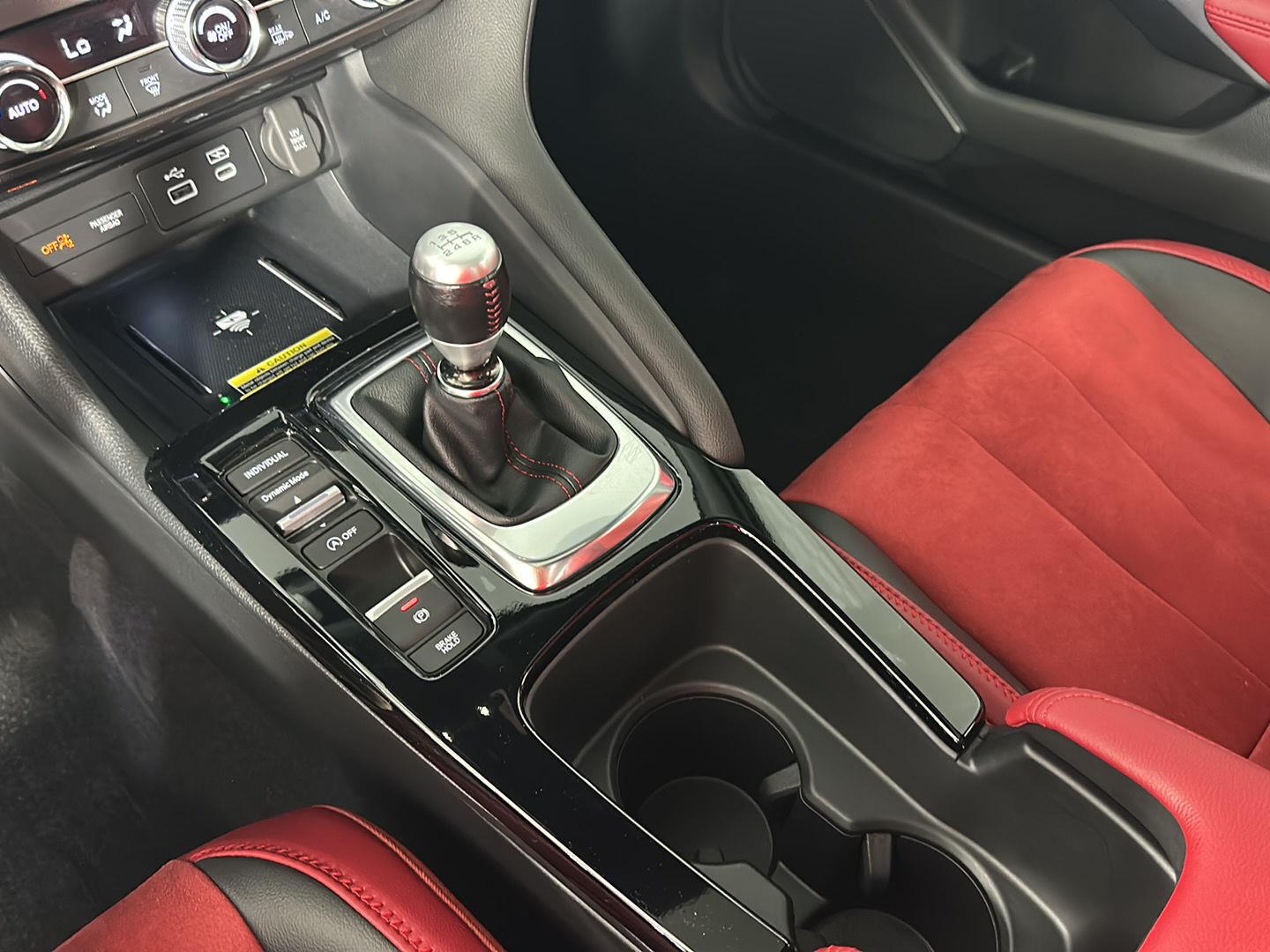 Used 2024 Liquid Carbon Metallic Acura w/Tech w/A-SPEC image 20