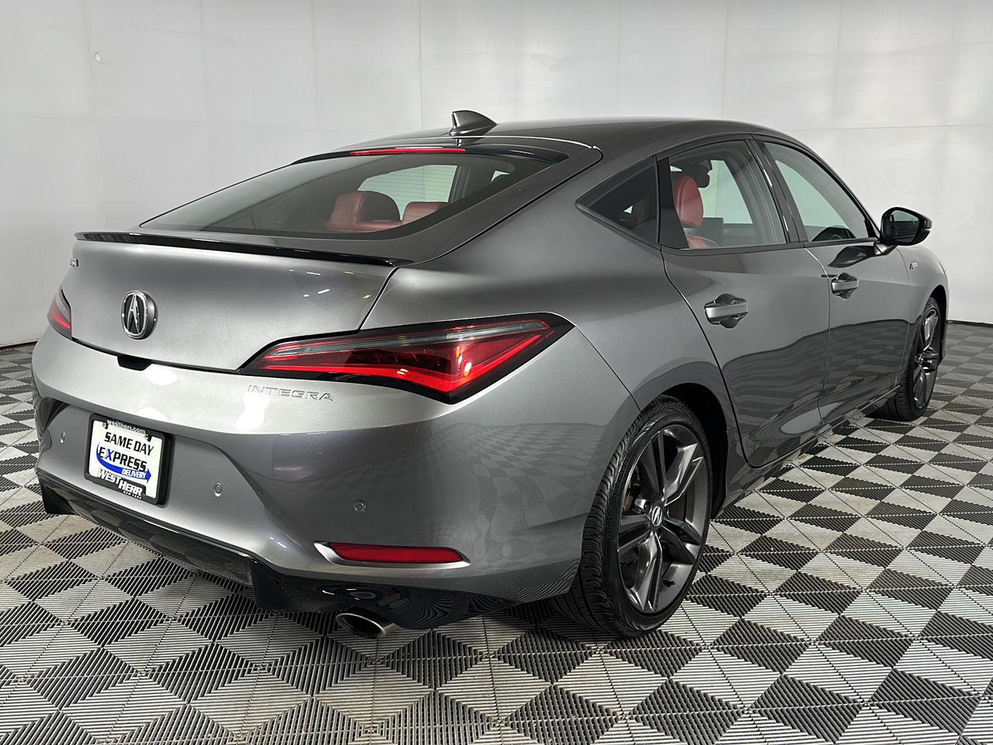 Used 2024 Liquid Carbon Metallic Acura w/Tech w/A-SPEC image 26