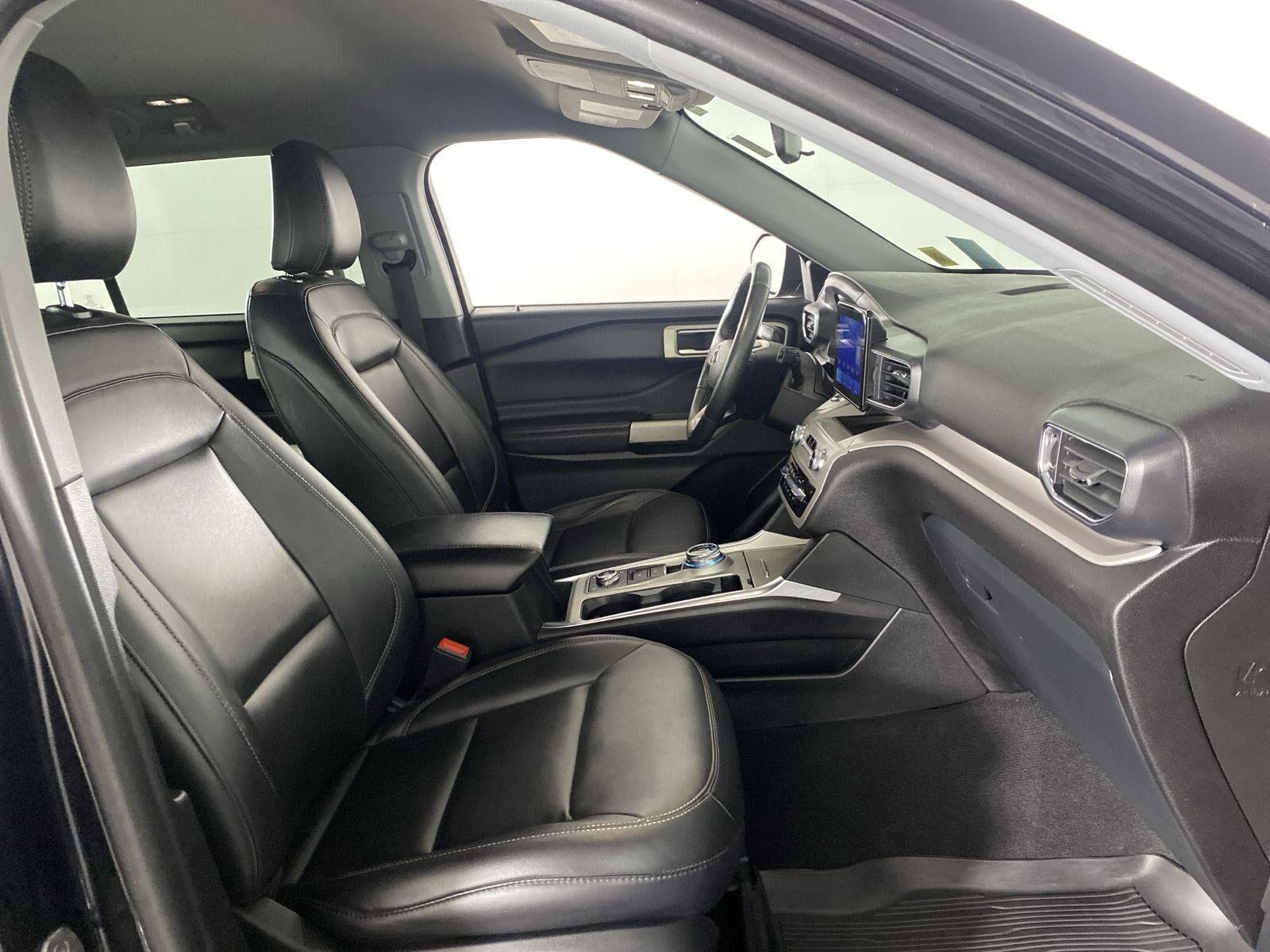 Used 2023 Agate Black Ford XLT image 26