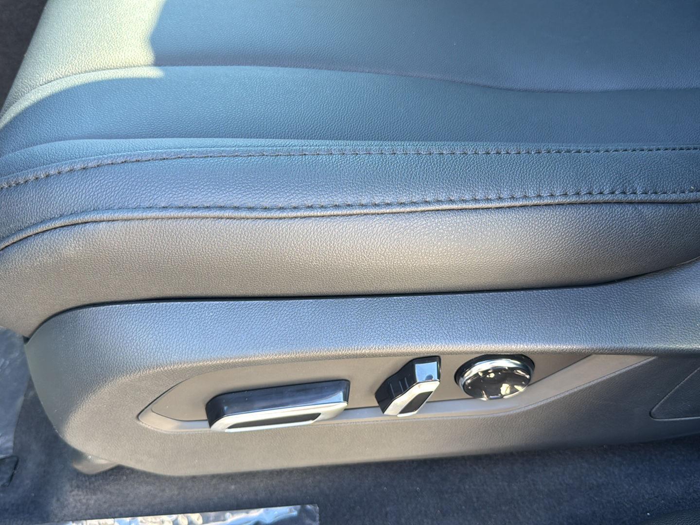 New 2026 Liquid Carbon Metallic Acura SH-AWD image 22