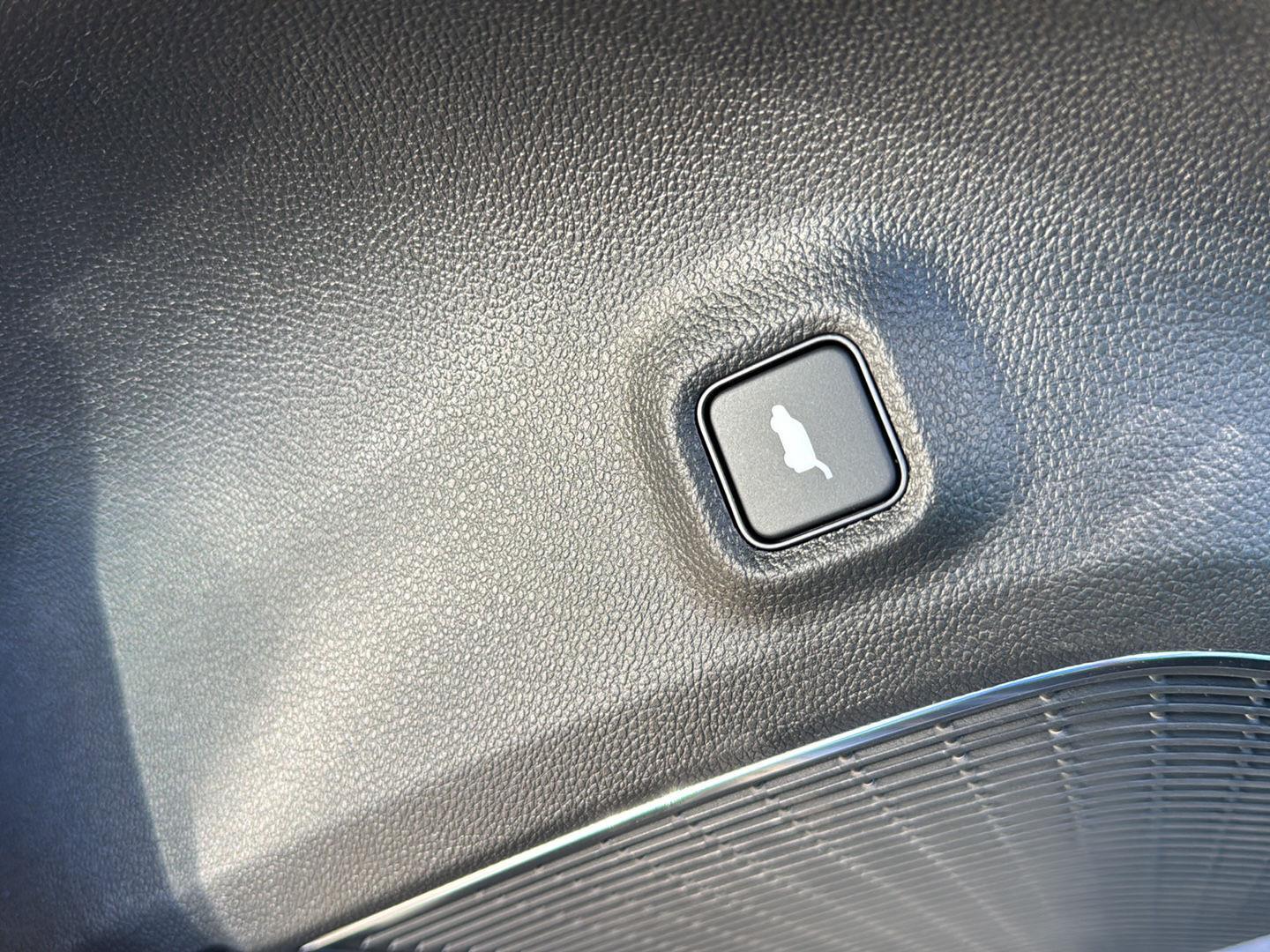 New 2026 Liquid Carbon Metallic Acura SH-AWD image 24