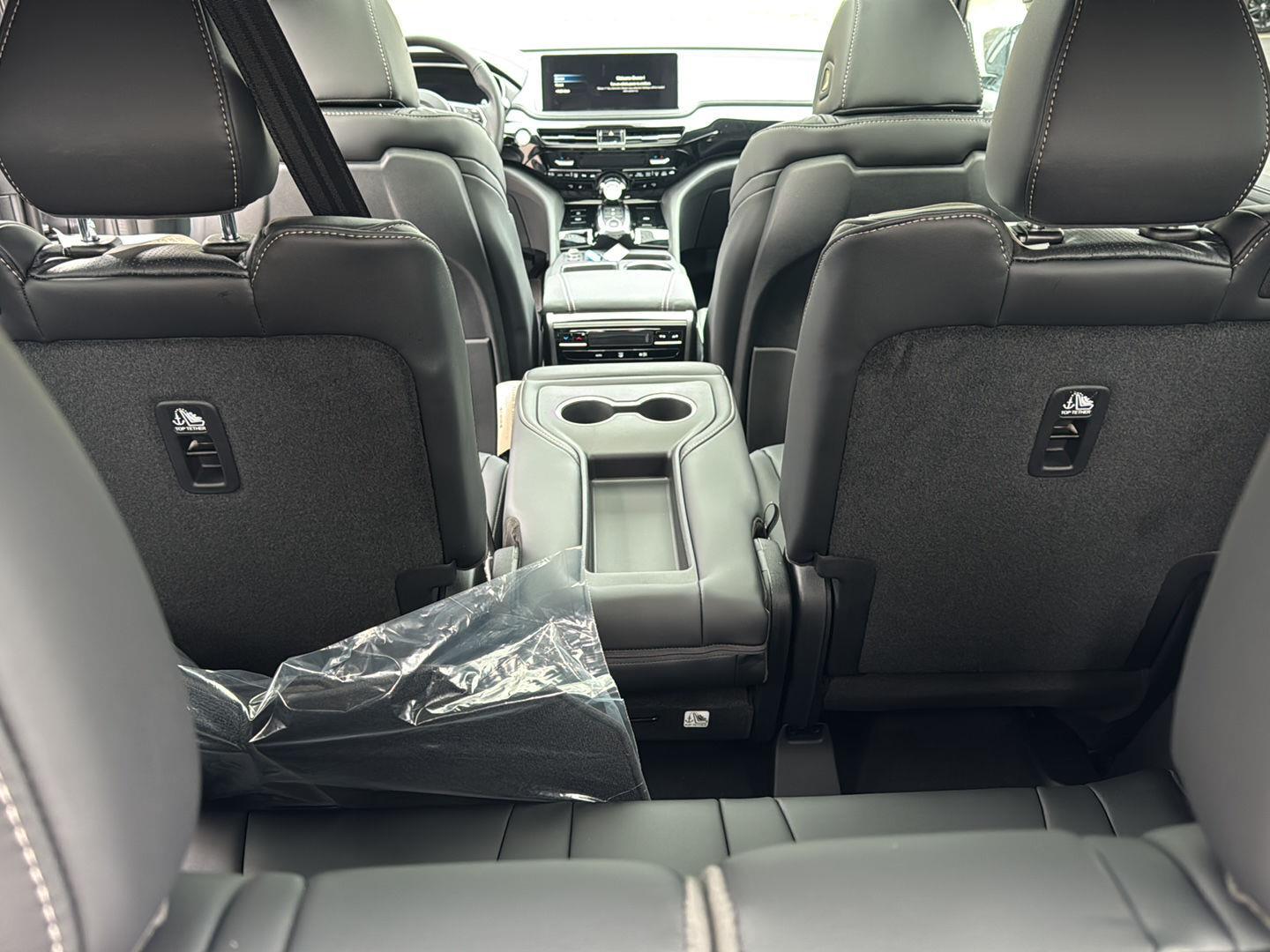 New 2026 Liquid Carbon Metallic Acura SH-AWD w/Tech image 19
