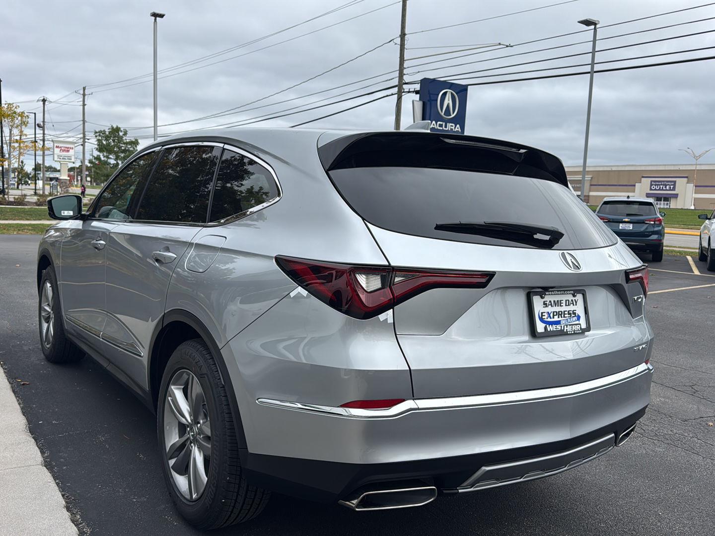 New 2026 Solar Silver Metallic Acura SH-AWD image 6