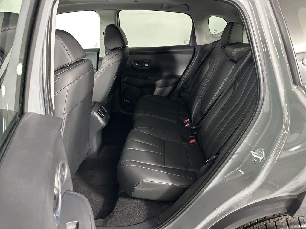 Used 2025 Urban Gray Pearl Acura Base image 21