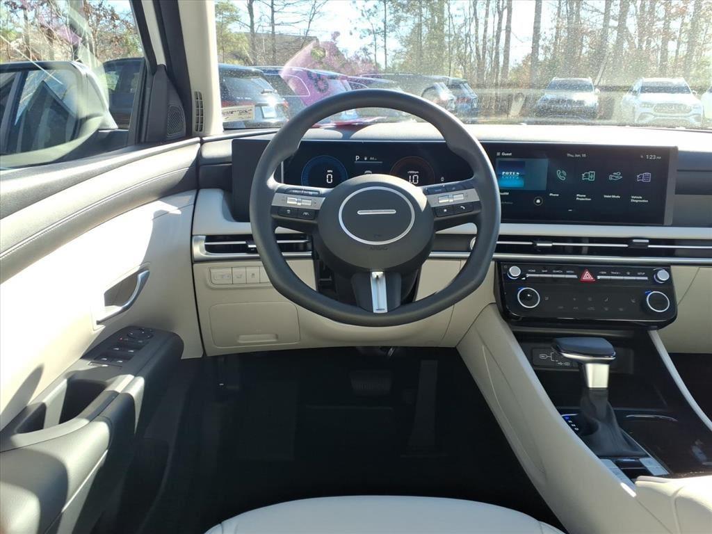 Used 2026 Serenity White Pearl Hyundai SEL image 21