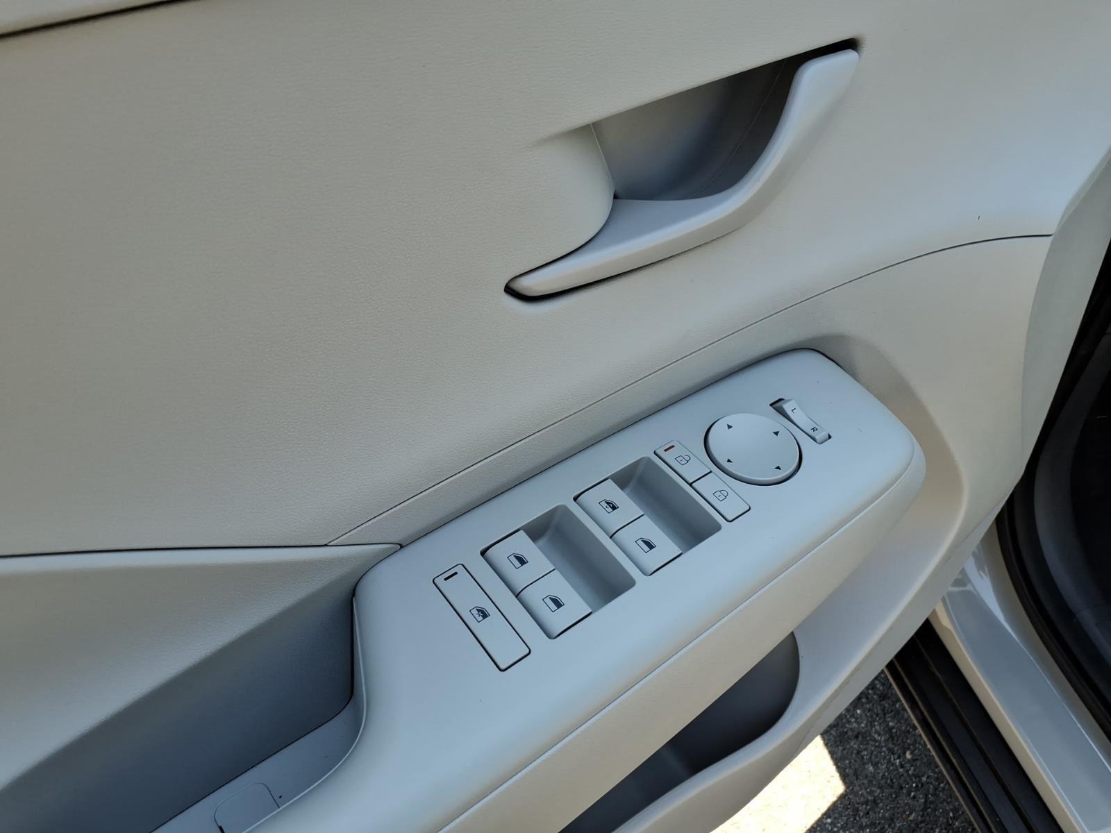 New 2026 Cyber Gray Metallic Hyundai SE image 12