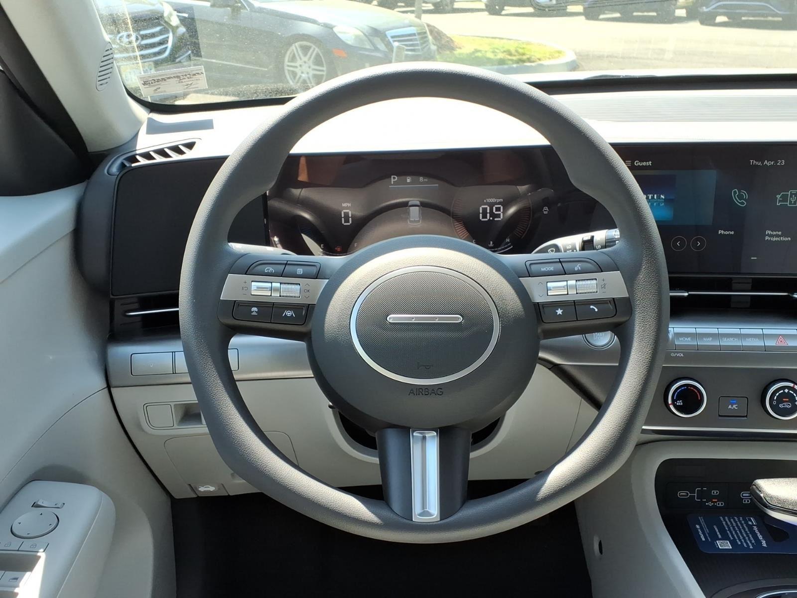 New 2026 Cyber Gray Metallic Hyundai SE image 17