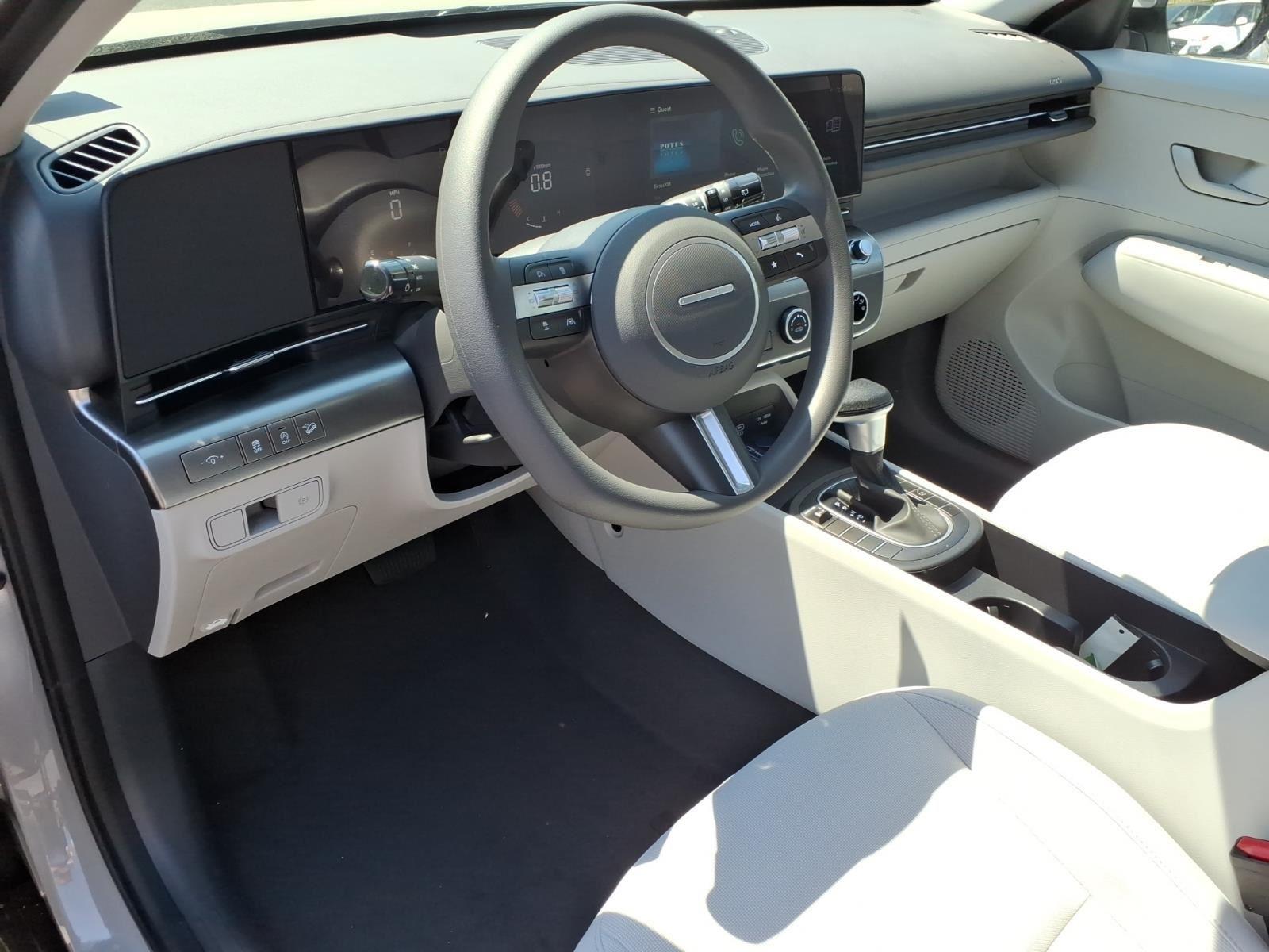 New 2026 Cyber Gray Metallic Hyundai SE image 25