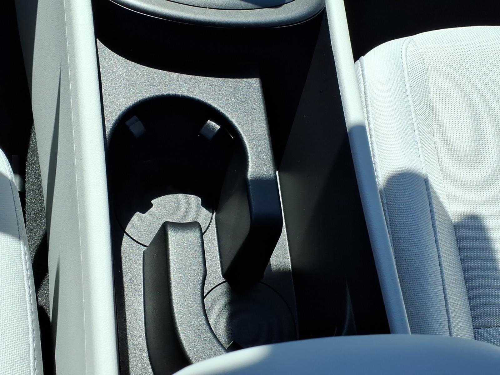 New 2026 Cyber Gray Metallic Hyundai SE image 30