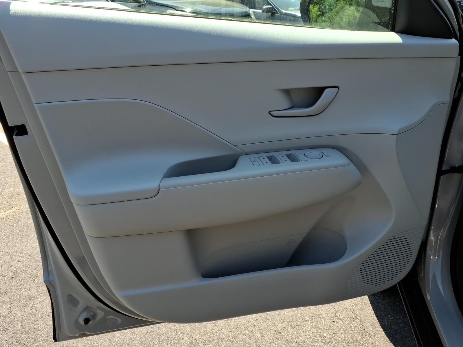 New 2026 Cyber Gray Metallic Hyundai SE image 11