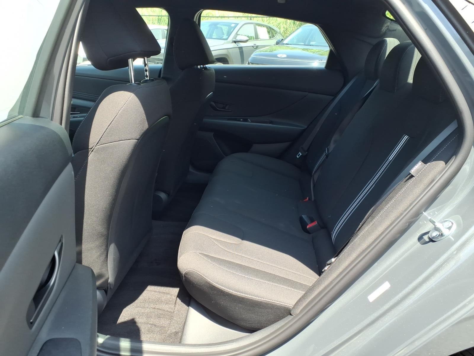 New 2026 Shimmering Silver Hyundai SEL image 20