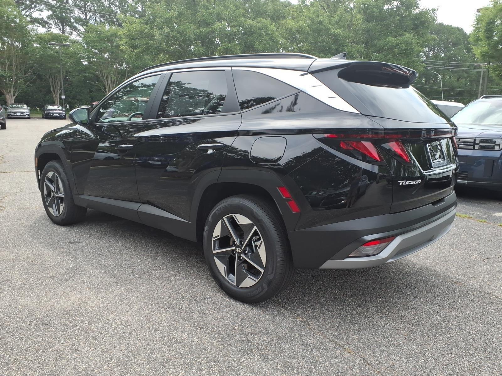 New 2026 Ash Black Hyundai SEL image 10
