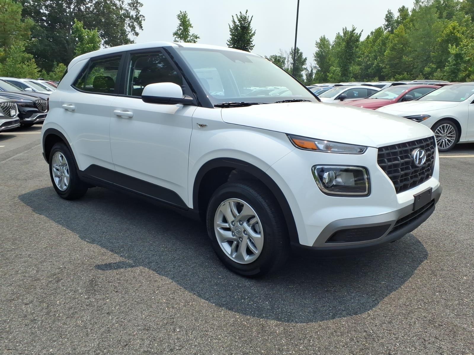 New 2026 Lunar White Hyundai SE image 4