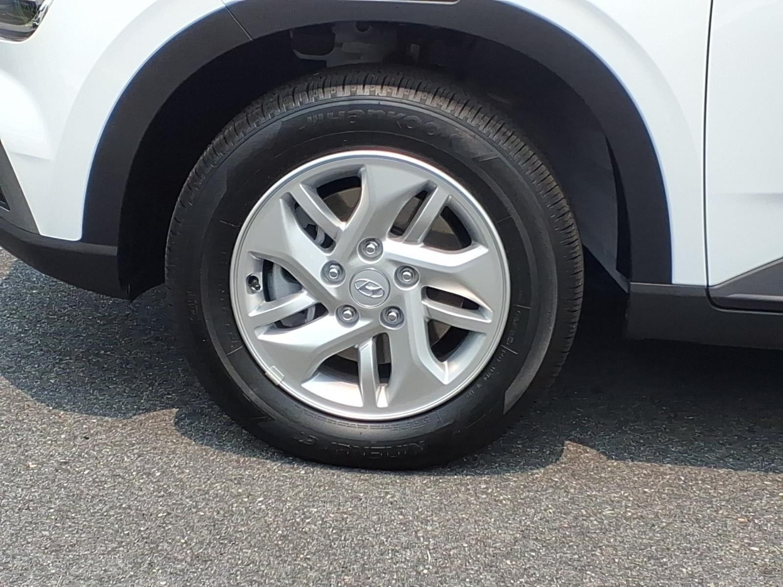 New 2026 Lunar White Hyundai SE image 10