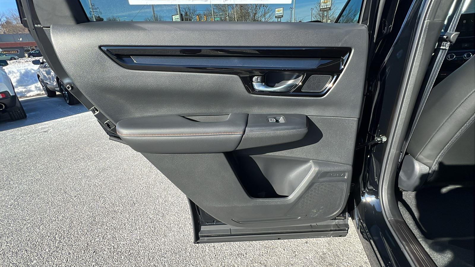 2026 Honda CR-V Hybrid Sport Touring at Altoona Honda