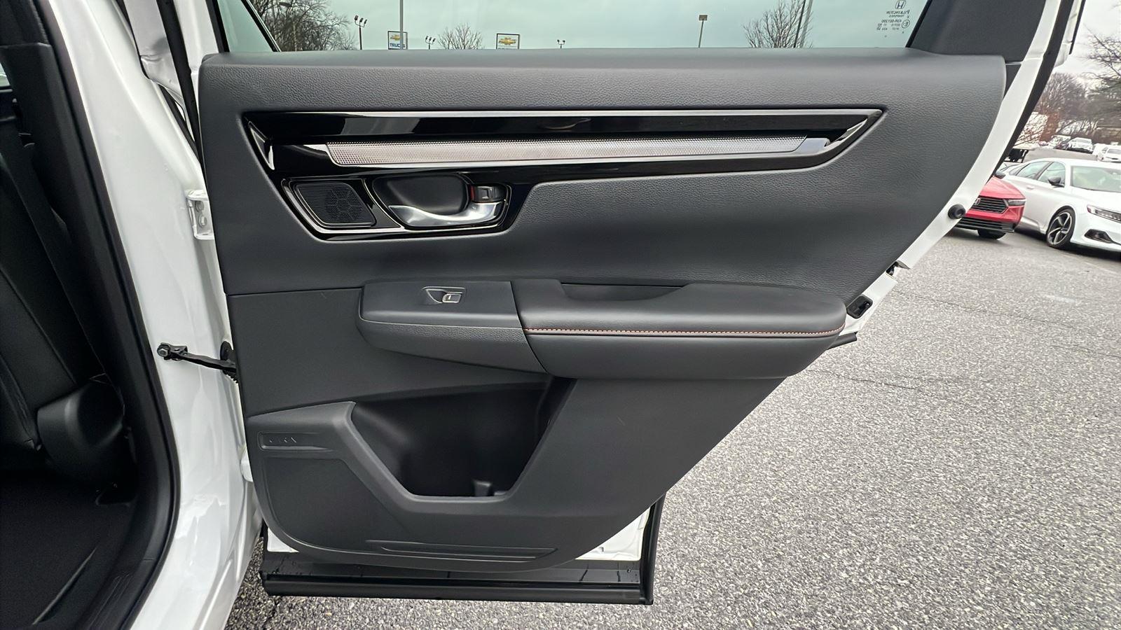 2026 Honda CR-V Hybrid Sport Touring at Altoona Honda