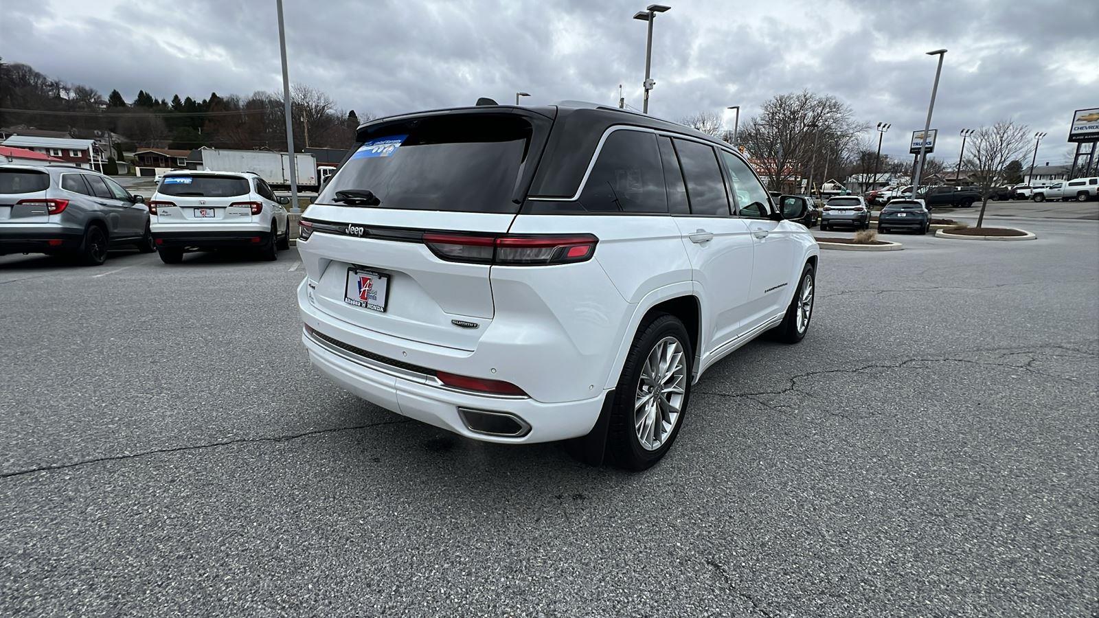 2022 Jeep Grand Cherokee Summit - 3